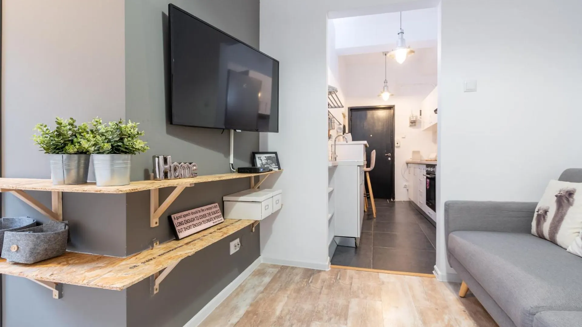 Funky Flat In Calea Victoriei Apartment Bucharest